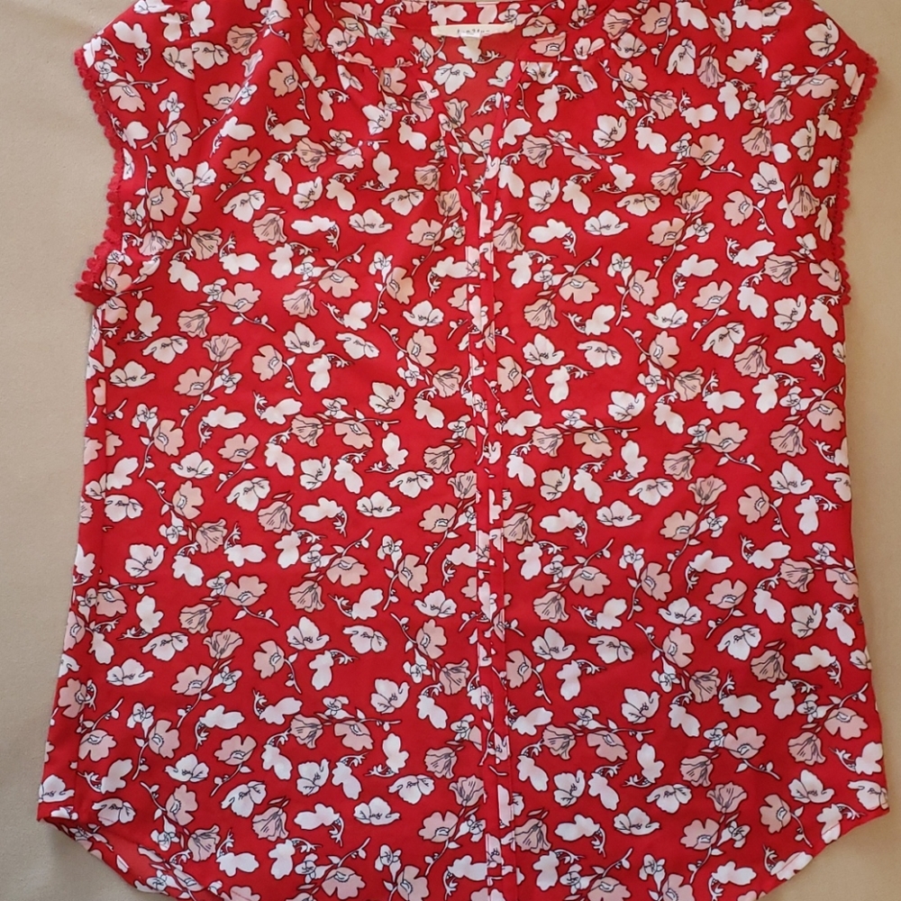 FUN2FUN Zahari Split Neck Blouse